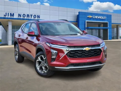 Red 2025 Chevrolet Trax LT for sale in Broken Arrow, OK