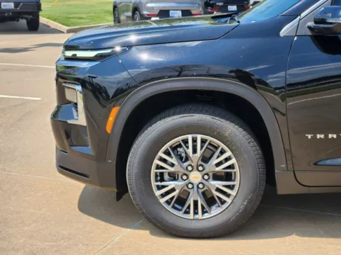 More photos of 2026 Chevrolet Traverse LT at Jim Norton Chevrolet, OK