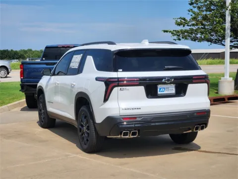 More photos of 2026 Chevrolet Traverse LT at Jim Norton Chevrolet, OK