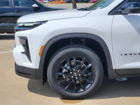 More photos of 2026 Chevrolet Traverse LT at Jim Norton Chevrolet, OK