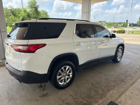 More photos of 2019 Chevrolet Traverse LT at Jim Norton Chevrolet, OK