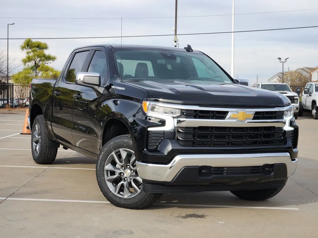 Black 2026 Chevrolet Silverado 1500 LT for sale in Broken Arrow, OK