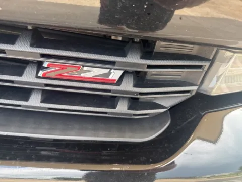 Photos of 2019 Chevrolet Silverado 1500 LT Trail Boss for sale in Broken Arrow, OK at Jim Norton Chevrolet