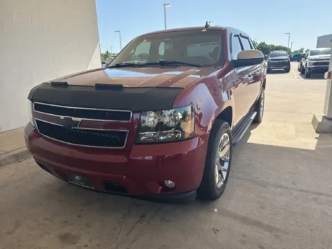 Red 2007 Chevrolet Avalanche 1500 LT for sale in Broken Arrow, OK