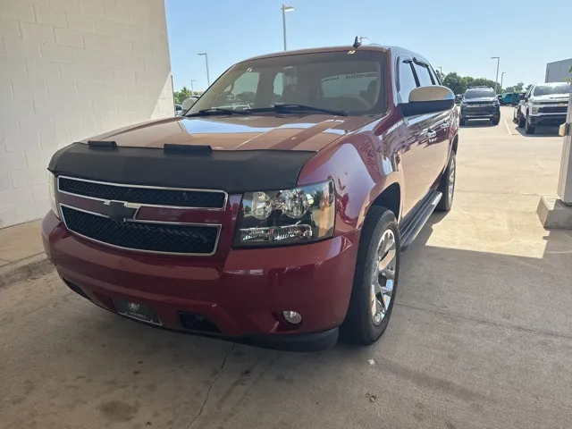 Red 2007 Chevrolet Avalanche 1500 LT for sale in Broken Arrow, OK
