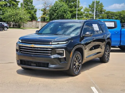 Photos of 2025 Chevrolet Traverse LT for sale in Broken Arrow, OK at Jim Norton Chevrolet