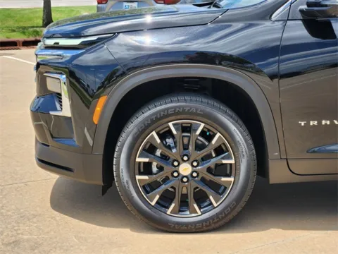More photos of 2025 Chevrolet Traverse LT at Jim Norton Chevrolet, OK