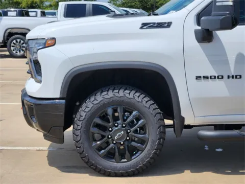 More photos of 2025 Chevrolet Silverado 2500HD LT at Jim Norton Chevrolet, OK
