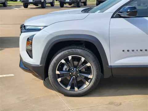 More photos of 2026 Chevrolet Equinox RS at Jim Norton Chevrolet, OK