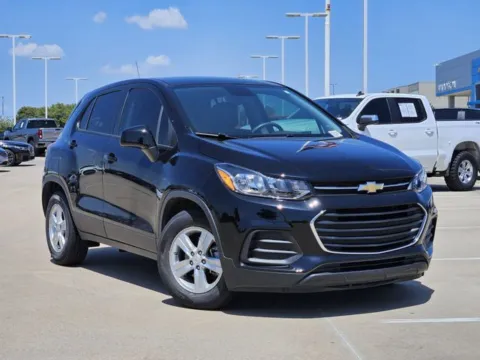 Black 2021 Chevrolet Trax LS for sale in Broken Arrow, OK