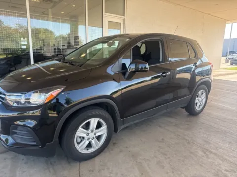 Black 2021 Chevrolet Trax LS for sale in Broken Arrow, OK