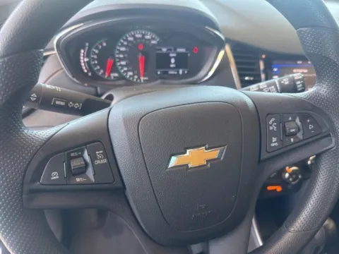 More photos of 2021 Chevrolet Trax LS at Jim Norton Chevrolet, OK