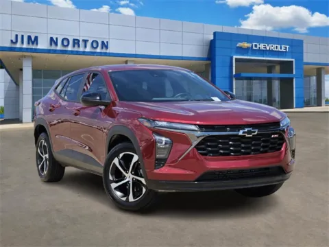 Red 2025 Chevrolet Trax 1RS for sale in Broken Arrow, OK