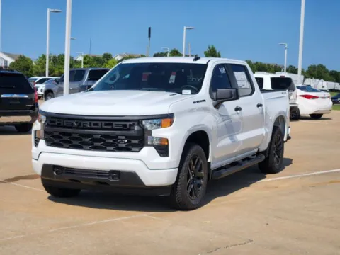 Photos of 2025 Chevrolet Silverado 1500 Custom for sale in Broken Arrow, OK at Jim Norton Chevrolet