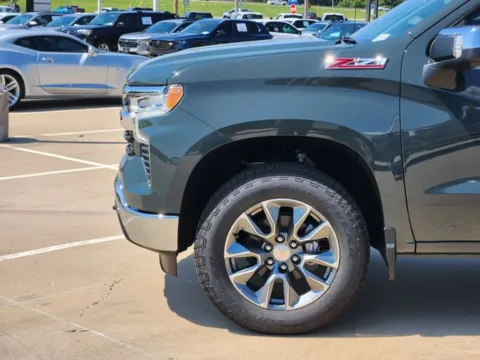 More photos of 2026 Chevrolet Silverado 1500 LT at Jim Norton Chevrolet, OK
