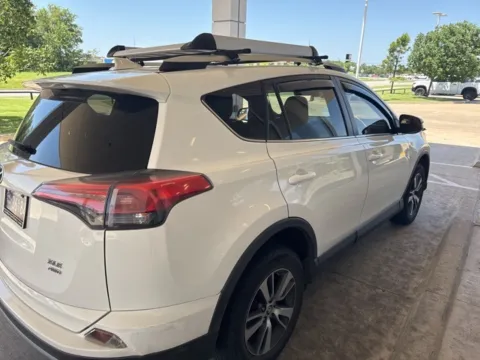 More photos of 2018 Toyota RAV4 XLE at Jim Norton Chevrolet, OK