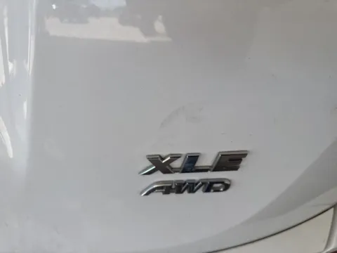More photos of 2018 Toyota RAV4 XLE at Jim Norton Chevrolet, OK