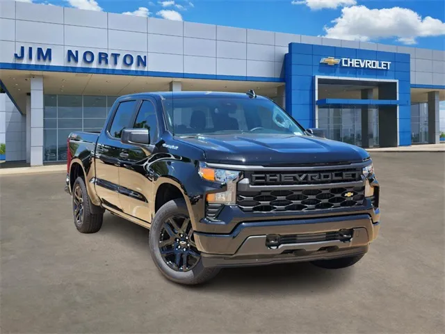 2025 Chevrolet Silverado 1500 Custom