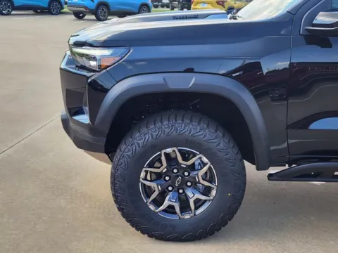 More photos of 2026 Chevrolet Colorado ZR2 at Jim Norton Chevrolet, OK