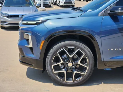 More photos of 2026 Chevrolet Traverse High Country at Jim Norton Chevrolet, OK
