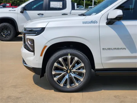 More photos of 2025 Chevrolet Suburban High Country at Jim Norton Chevrolet, OK