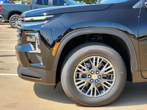 More photos of 2026 Chevrolet Traverse LT at Jim Norton Chevrolet, OK