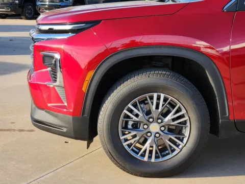 More photos of 2026 Chevrolet Traverse LT at Jim Norton Chevrolet, OK