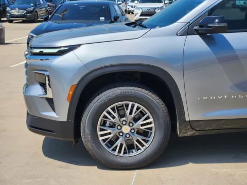 More photos of 2026 Chevrolet Traverse LT at Jim Norton Chevrolet, OK