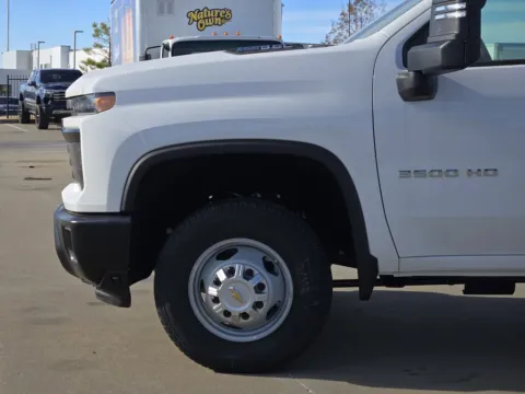 More photos of 2025 Chevrolet Silverado 3500HD Work Truck at Jim Norton Chevrolet, OK