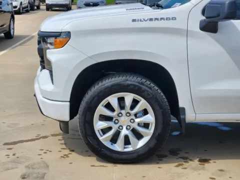 More photos of 2026 Chevrolet Silverado 1500 Custom at Jim Norton Chevrolet, OK