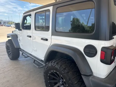 More photos of 2018 Jeep Wrangler Unlimited Sport at Jim Norton Chevrolet, OK