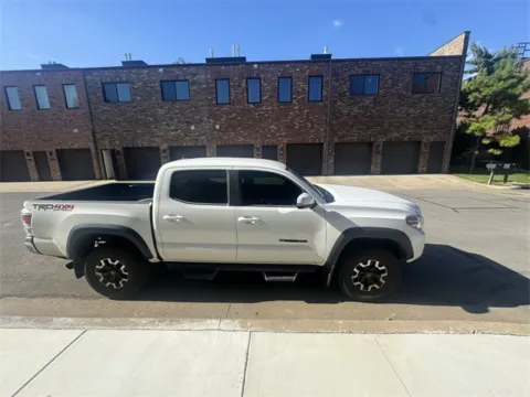 White 2020 Toyota Tacoma TRD Off-Road for sale in Broken Arrow, OK