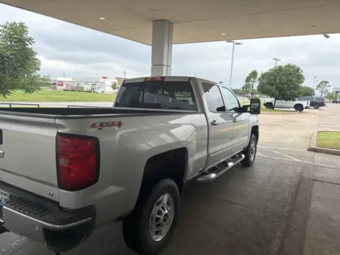 More photos of 2016 Chevrolet Silverado 2500HD LT at Jim Norton Chevrolet, OK