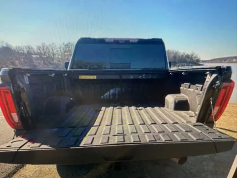 More photos of 2022 GMC Sierra 2500HD Denali at Jim Norton Chevrolet, OK