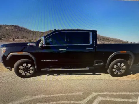 More photos of 2022 GMC Sierra 2500HD Denali at Jim Norton Chevrolet, OK