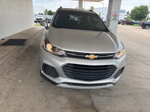 Photos of 2022 Chevrolet Trax LT for sale in Broken Arrow, OK at Jim Norton Chevrolet