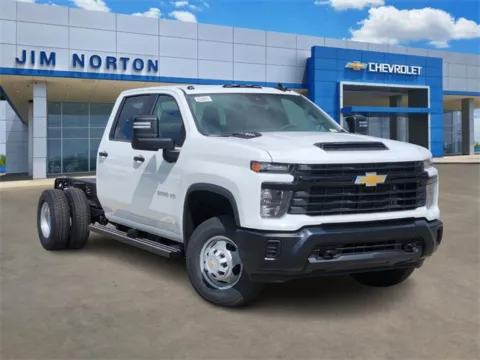 White 2025 Chevrolet Silverado 3500HD Work Truck for sale in Broken Arrow, OK