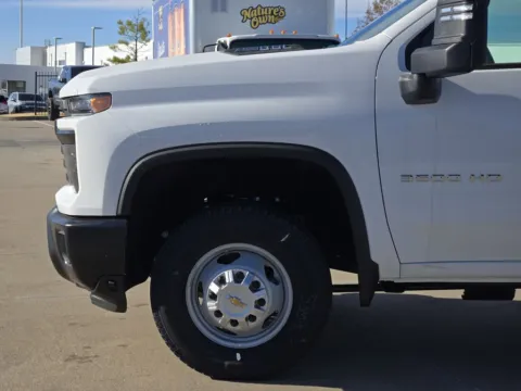 More photos of 2025 Chevrolet Silverado 3500HD Work Truck at Jim Norton Chevrolet, OK