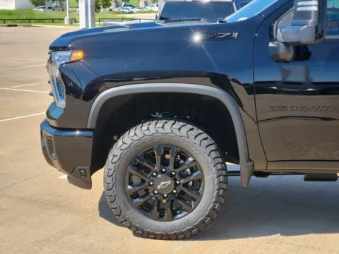 More photos of 2025 Chevrolet Silverado 2500HD LT at Jim Norton Chevrolet, OK