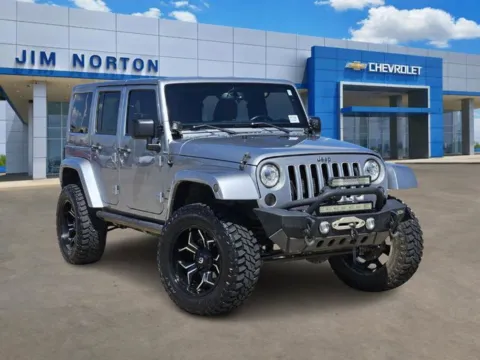 Silver 2018 Jeep Wrangler JK Unlimited Sahara for sale in Broken Arrow, OK