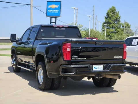 More photos of 2020 Chevrolet Silverado 3500HD High Country at Jim Norton Chevrolet, OK