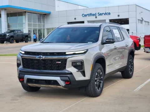 Photos of 2026 Chevrolet Traverse Z71 for sale in Broken Arrow, OK at Jim Norton Chevrolet