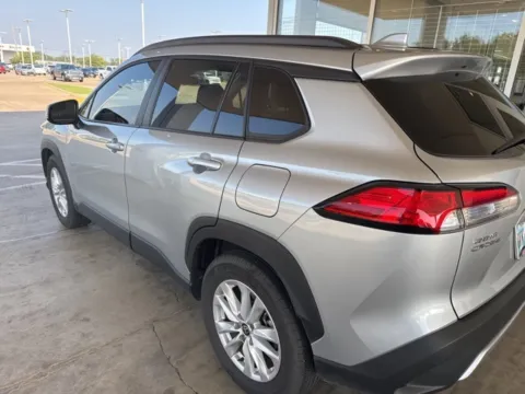 More photos of 2023 Toyota Corolla Cross LE at Jim Norton Chevrolet, OK