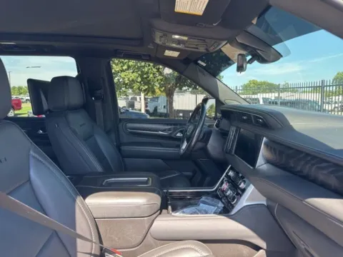 More photos of 2021 GMC Yukon Denali at Jim Norton Chevrolet, OK