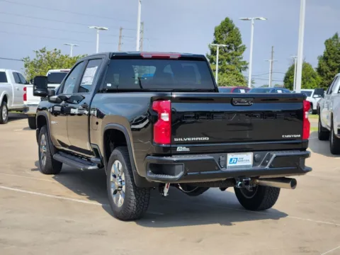 More photos of 2025 Chevrolet Silverado 2500HD Custom at Jim Norton Chevrolet, OK