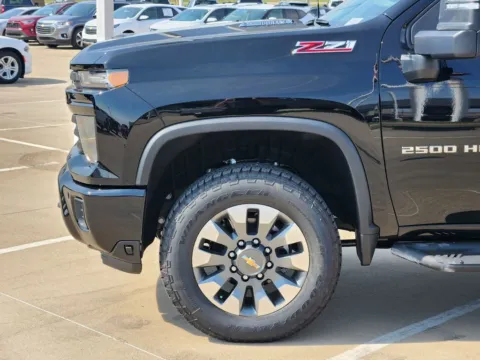 More photos of 2025 Chevrolet Silverado 2500HD Custom at Jim Norton Chevrolet, OK