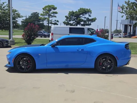 More photos of 2022 Chevrolet Camaro SS at Jim Norton Chevrolet, OK