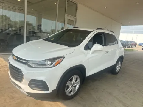 White 2020 Chevrolet Trax LT for sale in Broken Arrow, OK