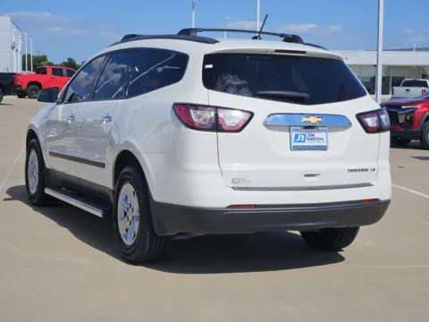 More photos of 2014 Chevrolet Traverse LS at Jim Norton Chevrolet, OK