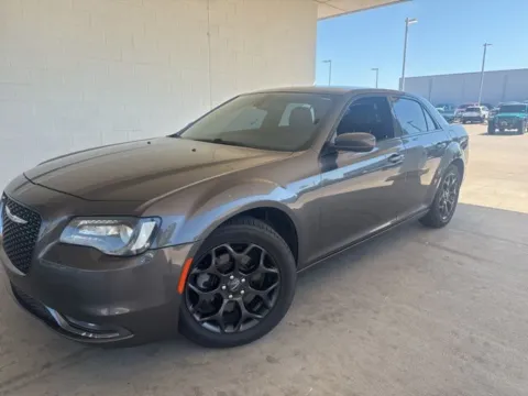 Gray 2019 Chrysler 300 S for sale in Broken Arrow, OK